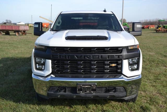 Image of Chevrolet 2500HD equipment image 4