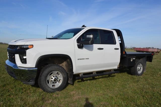 Image of Chevrolet 2500HD equipment image 3