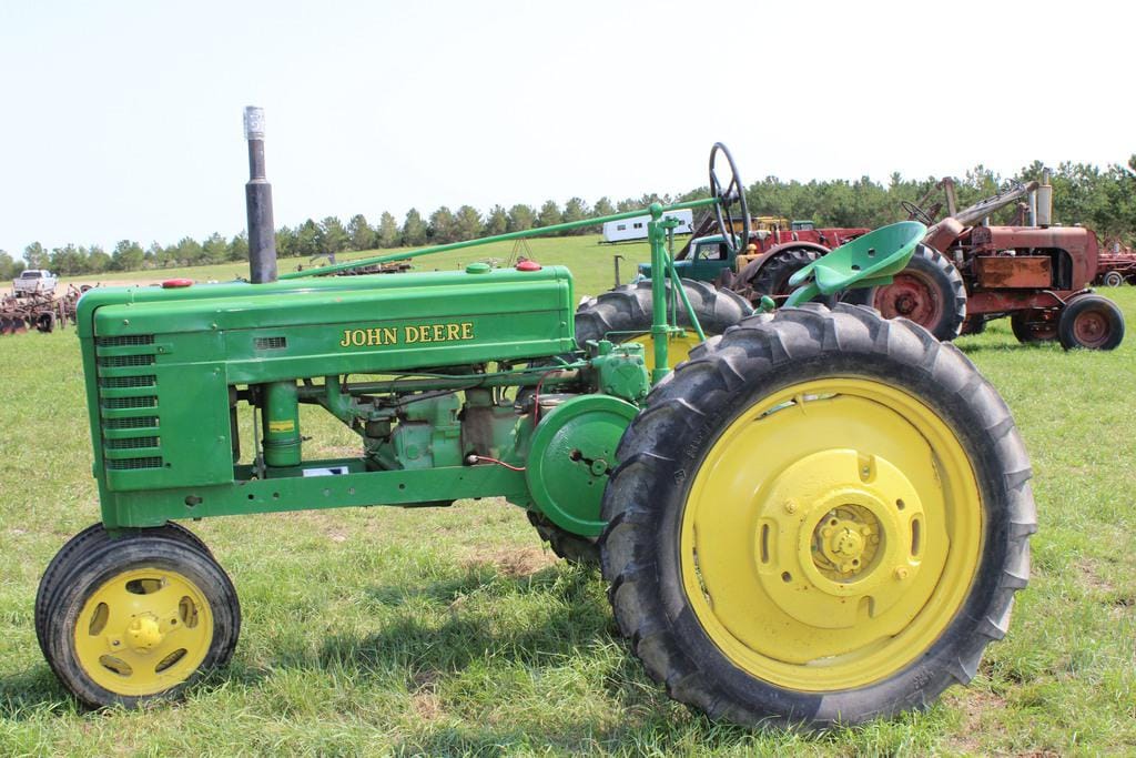Main image John Deere H