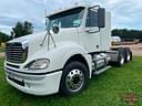 2008 Freightliner Columbia 120 Image
