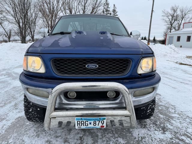 Image of Ford F-150 equipment image 2