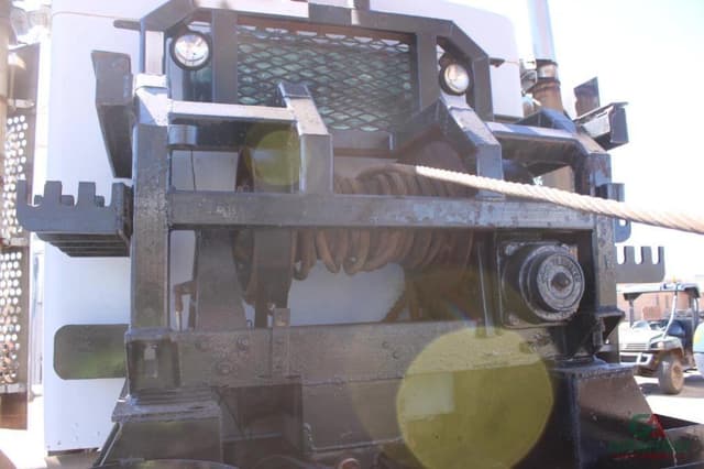 Image of Kenworth W900 equipment image 4