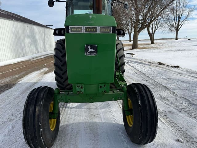 Image of John Deere 4255 equipment image 3