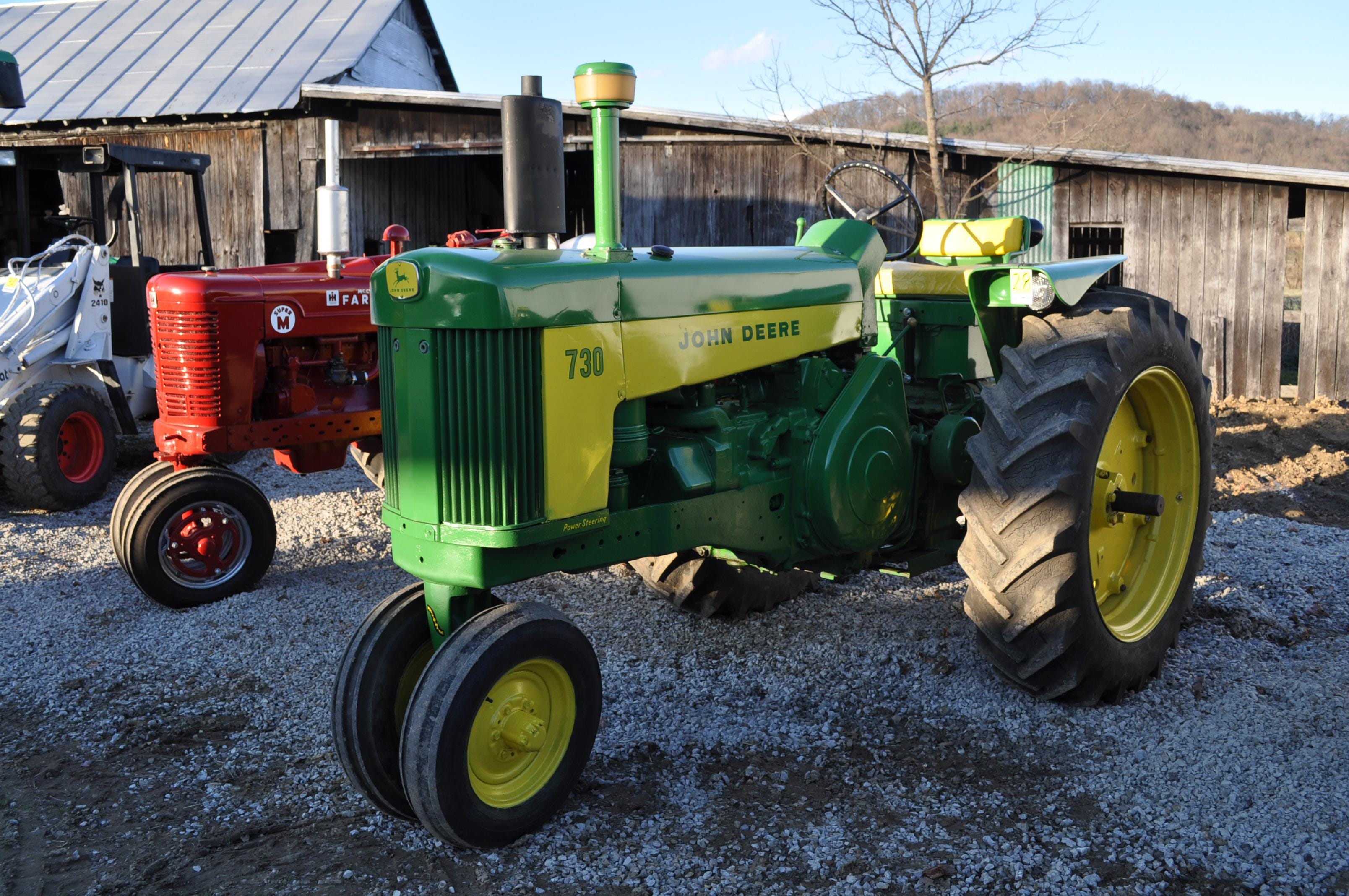 Main image John Deere 730