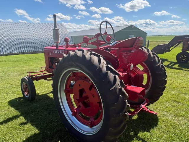 Image of Farmall H equipment image 4