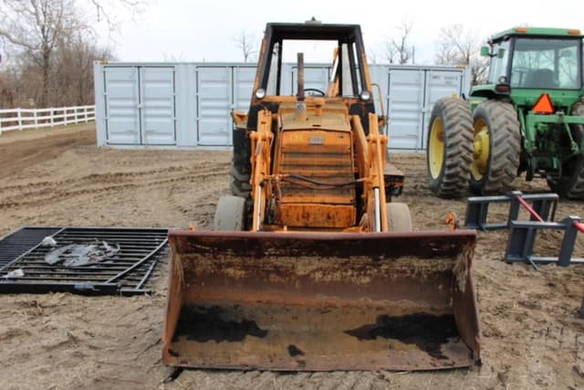 Image of Case 580C equipment image 1