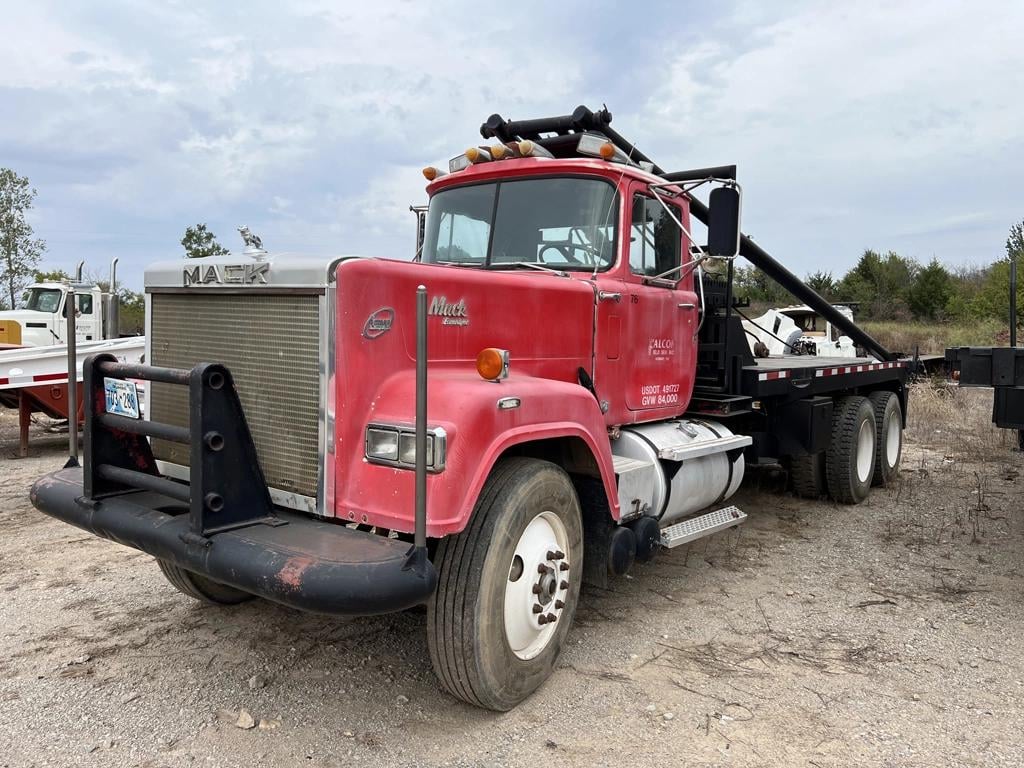 SOLD - 1988 Mack RW613 Lot No. 1062 Other Equipment with 85,740 mi ...