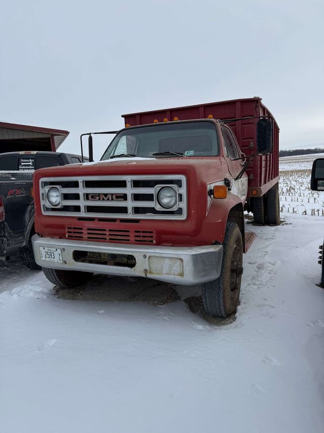 Image of GMC 7000 equipment image 1