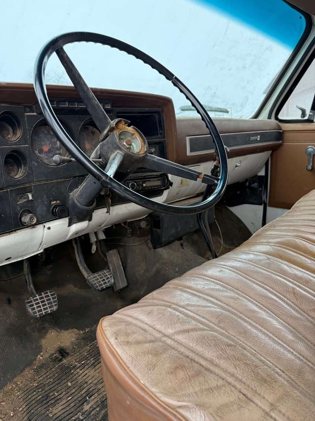 Image of GMC 7000 equipment image 2