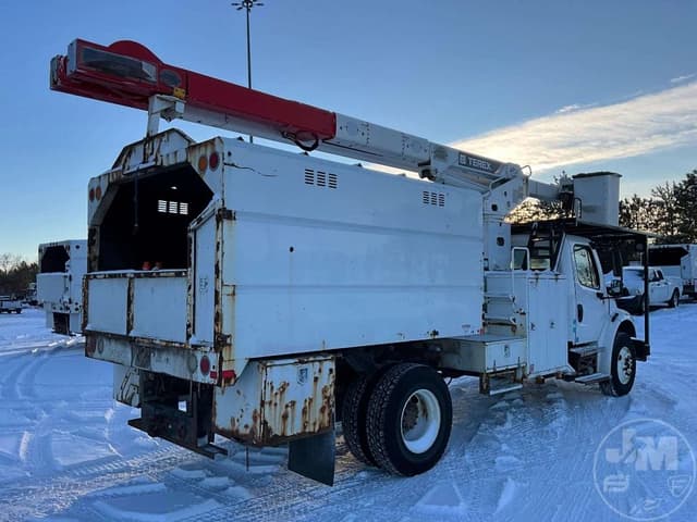 Image of Freightliner M2 equipment image 4