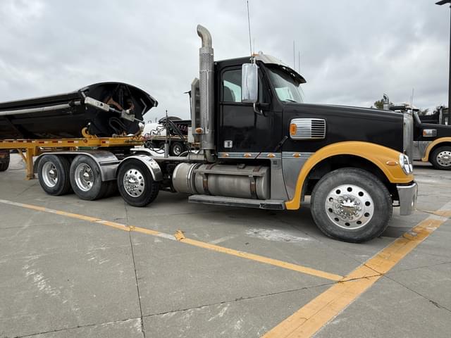 Image of Freightliner Coronado equipment image 4