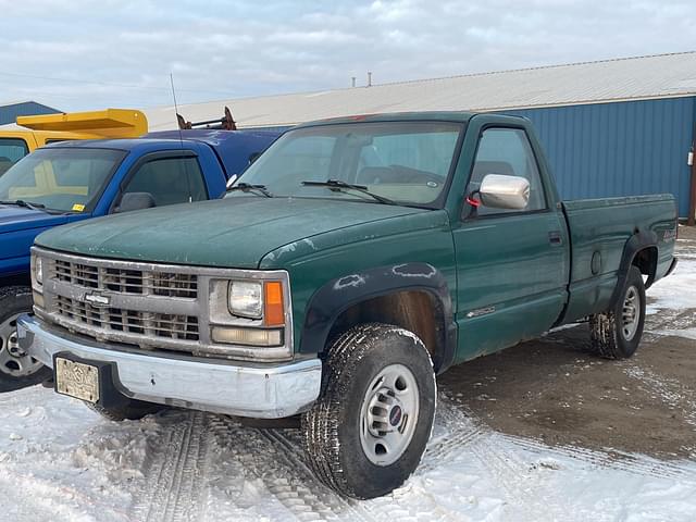 Image of Chevrolet Cheyenne equipment image 1