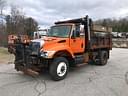 2005 International 7400 Image