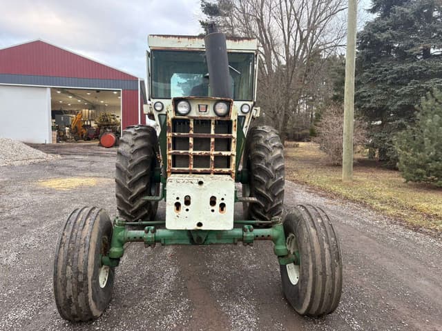 Image of Oliver 2255 equipment image 1