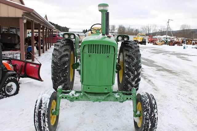 Image of John Deere 3020 equipment image 1