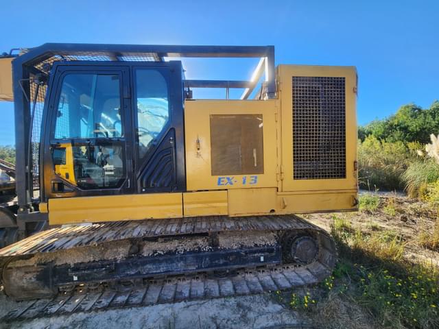 Image of Caterpillar 325FLCR equipment image 4