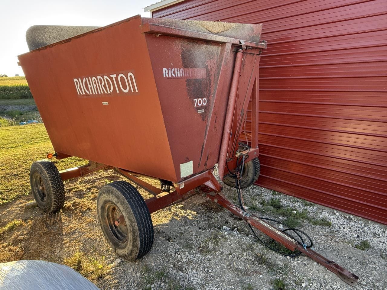 Richardton 700 Equipment Image0