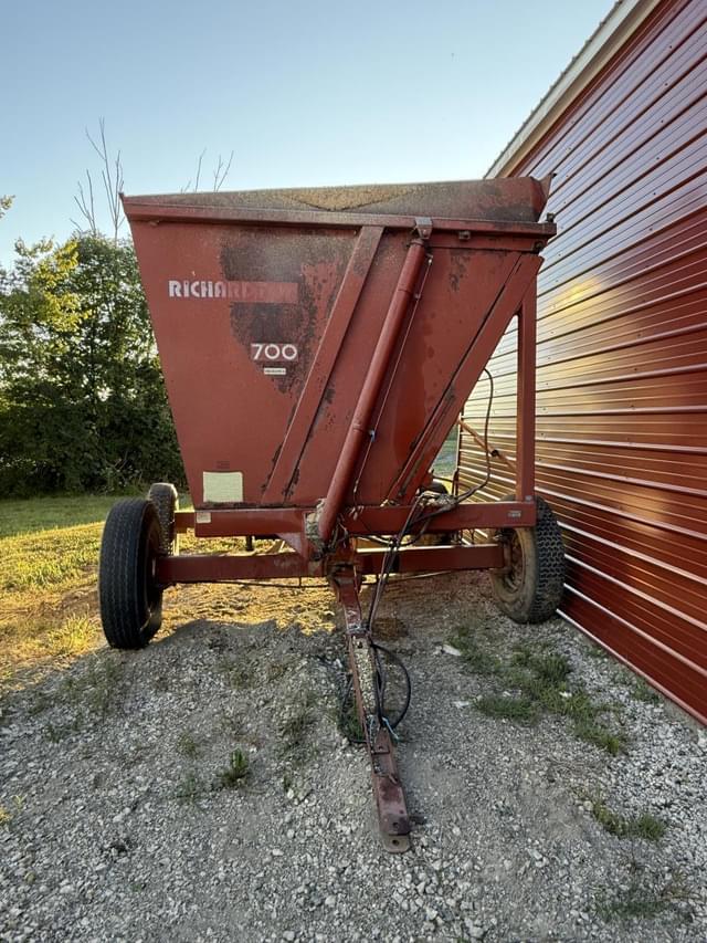 Image of Richardton 700 equipment image 3