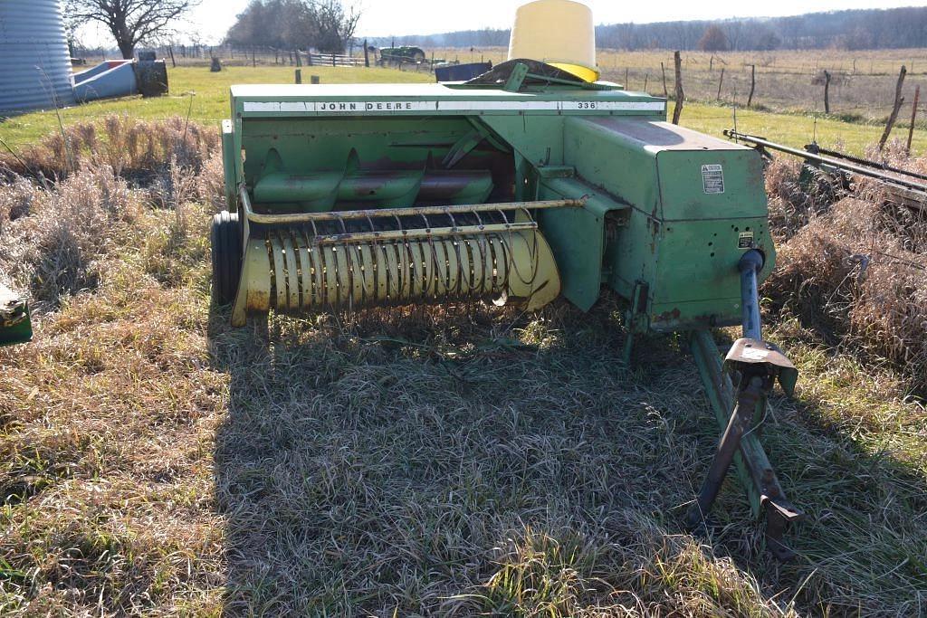 Image of John Deere 336 Primary image