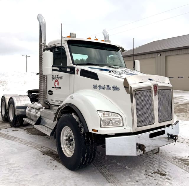 Image of Kenworth T880 equipment image 2