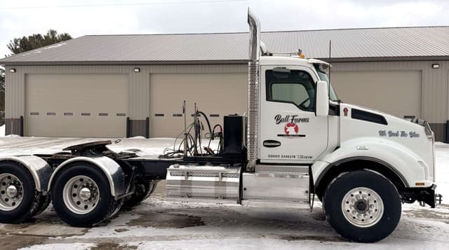 Image of Kenworth T880 equipment image 1