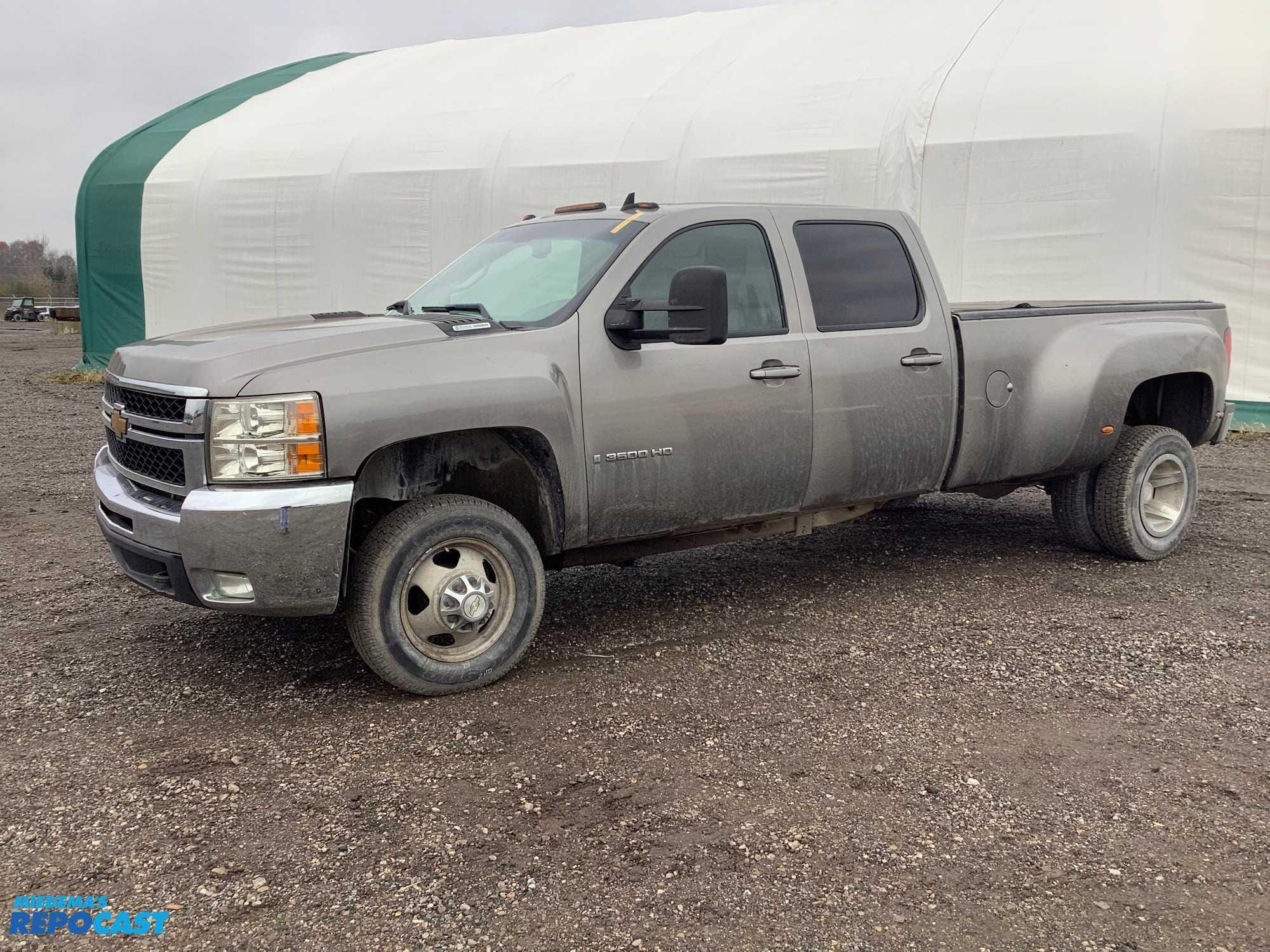 Main image Chevrolet 3500HD