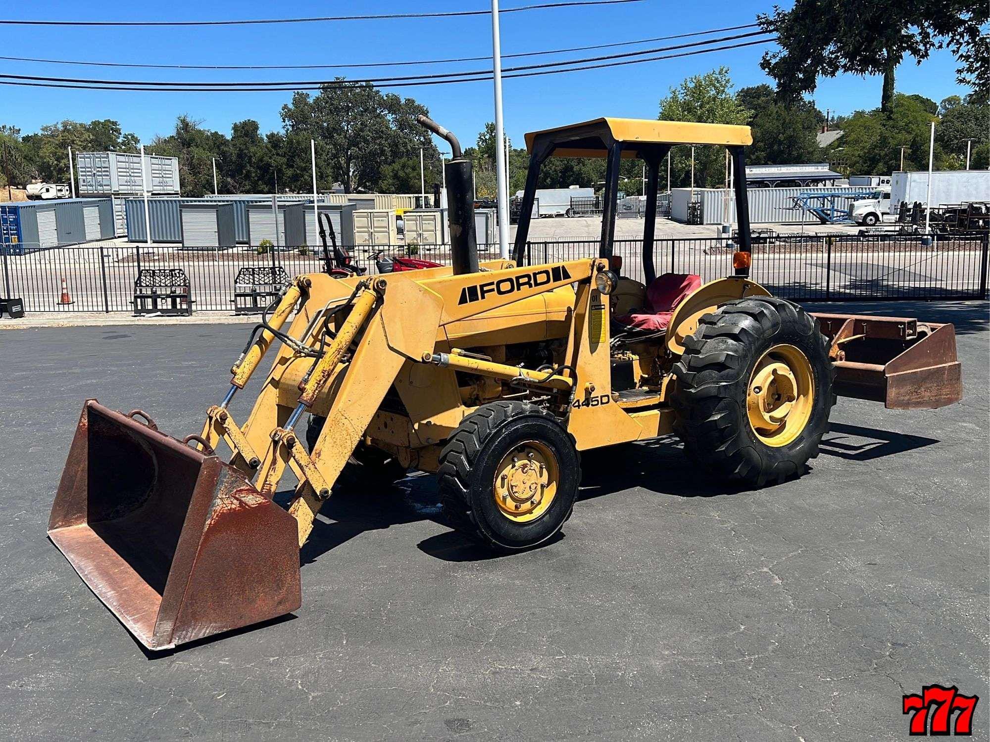 Main image Ford 445D