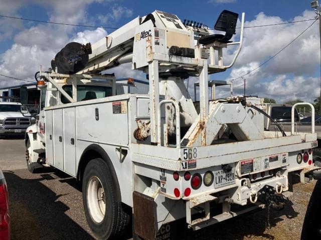 Image of International Durastar 4300 equipment image 2