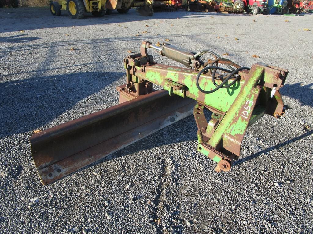 Main image John Deere 115