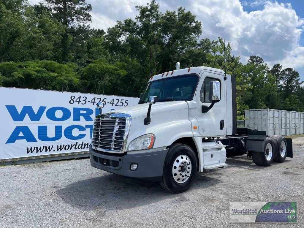 Main image Freightliner Cascadia 125