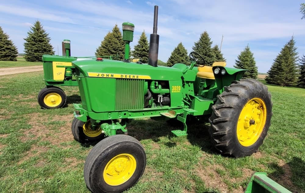 Image of John Deere 3020 Primary image