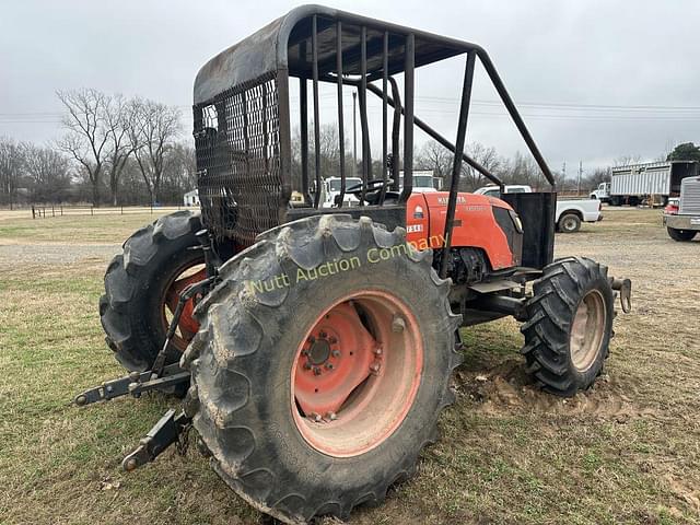 Image of Kubota M9960 equipment image 3