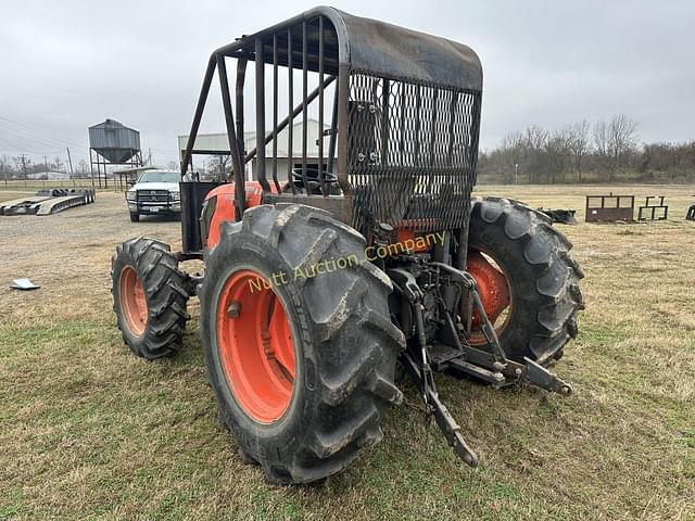 Image of Kubota M9960 equipment image 2