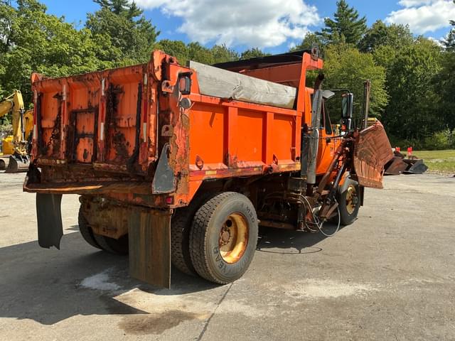 Image of International 7500 equipment image 4