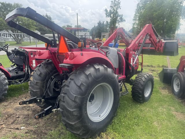 Image of Mahindra 2655 equipment image 2