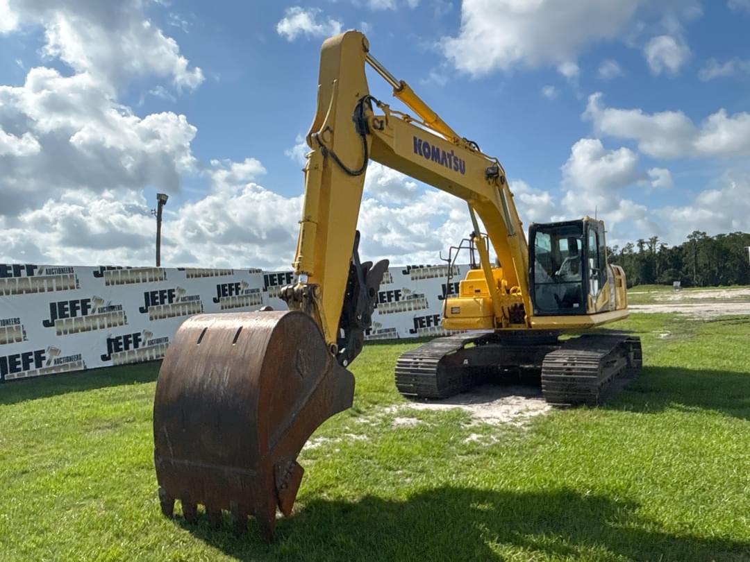 Image of Komatsu PC240LC Primary image
