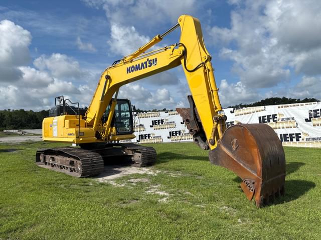 Image of Komatsu PC240LC equipment image 2