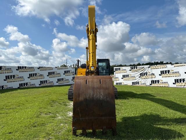Image of Komatsu PC240LC equipment image 1