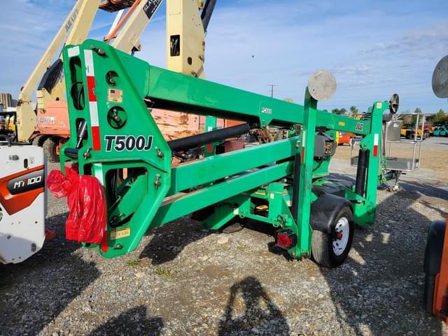 Image of JLG T500J equipment image 4