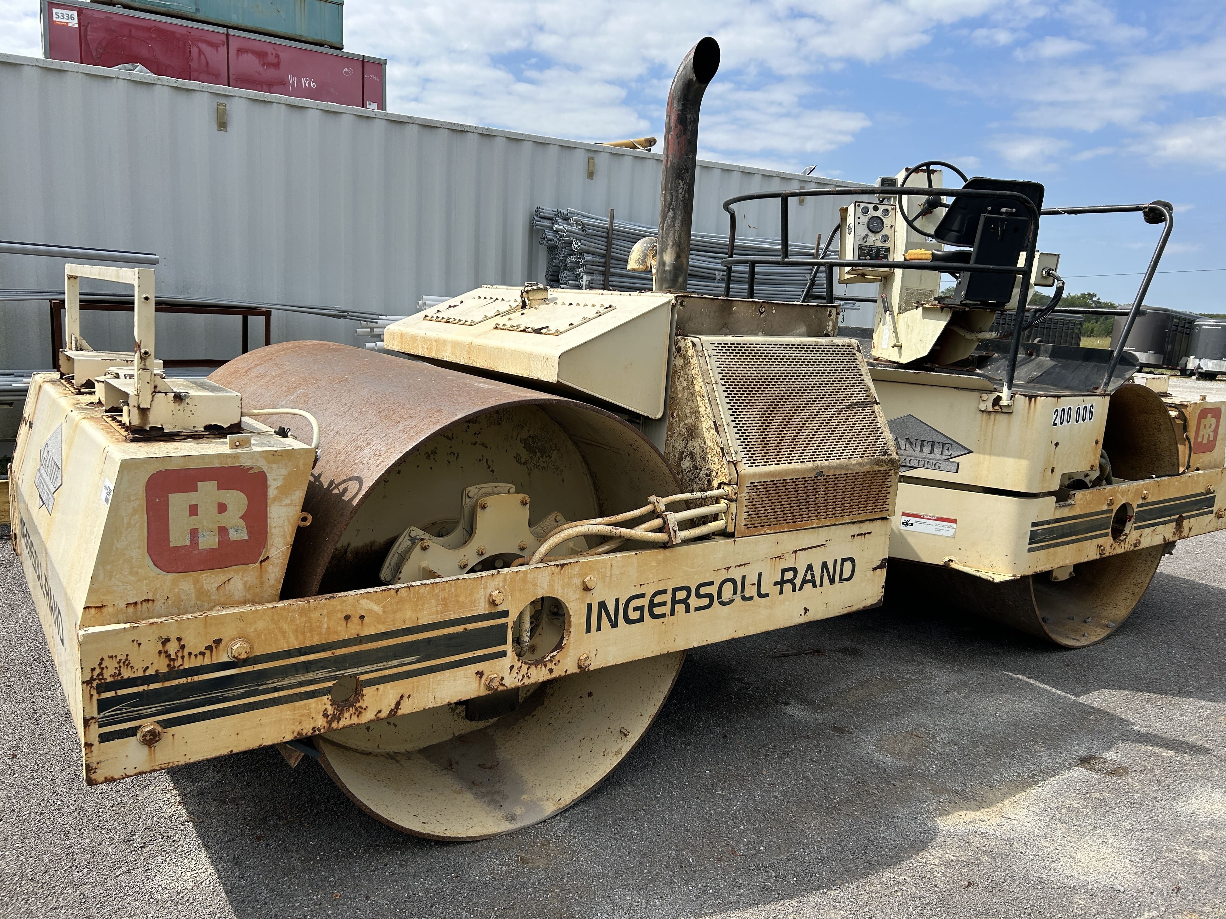 1995 Ingersoll Rand DD-110 Equipment Image0