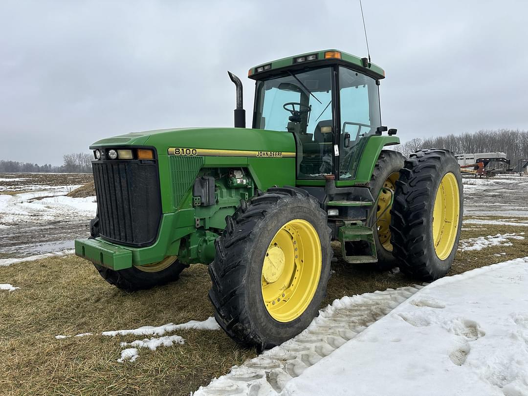 Image of John Deere 8100 Primary image