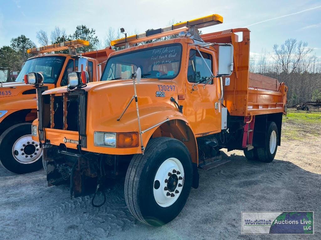 Main image International 4900