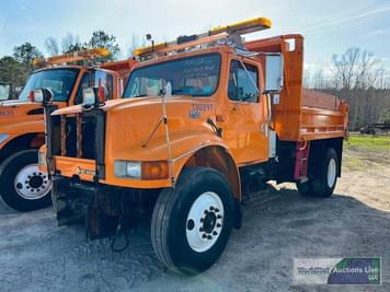 Main image International 4900