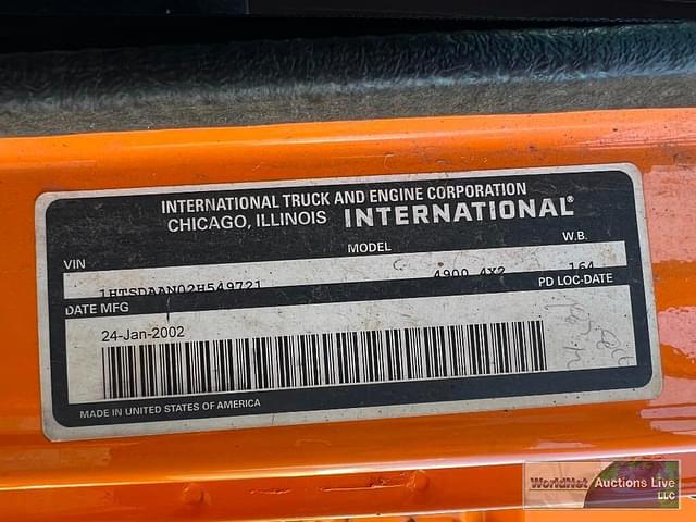 Thumbnail image International 4900 31