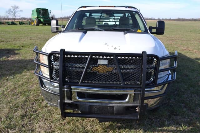 Image of Chevrolet 3500HD equipment image 2