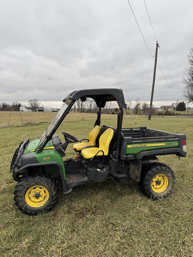 Image of John Deere Gator XUV 825i equipment image 3