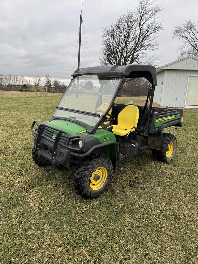 Image of John Deere Gator XUV 825i equipment image 4