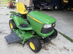 John Deere X720 Image