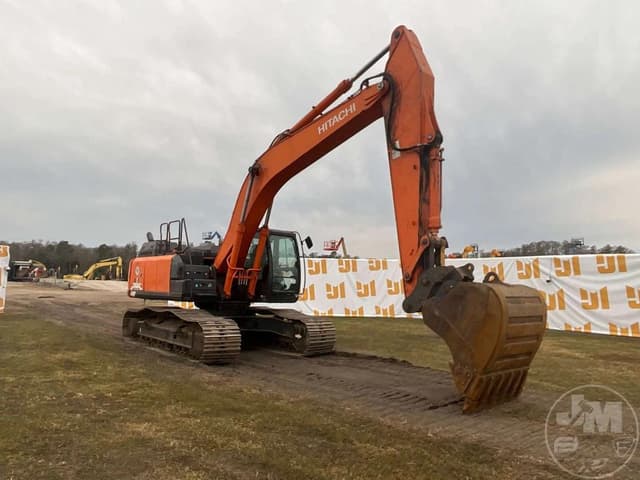 Image of Hitachi ZX300LC-6N equipment image 2