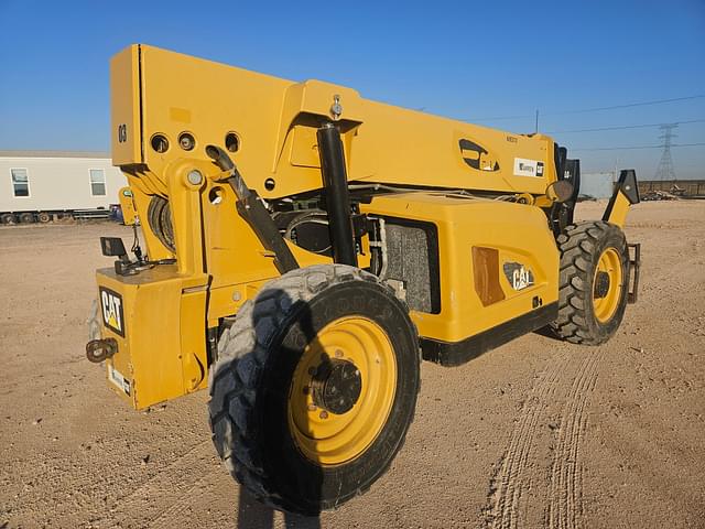 Image of Caterpillar TL1055C equipment image 4